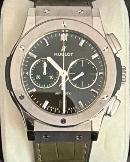 2022 Hublot Classic Fusion Chronograph 42MM Green Dial Leather Strap (541.NX.8970.LR)