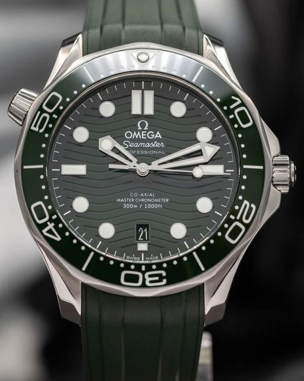 2024 Omega Seamaster Diver 300M 42MM Green "Seaweed" Dial Rubber Strap (210.32.42.20.10.001)
