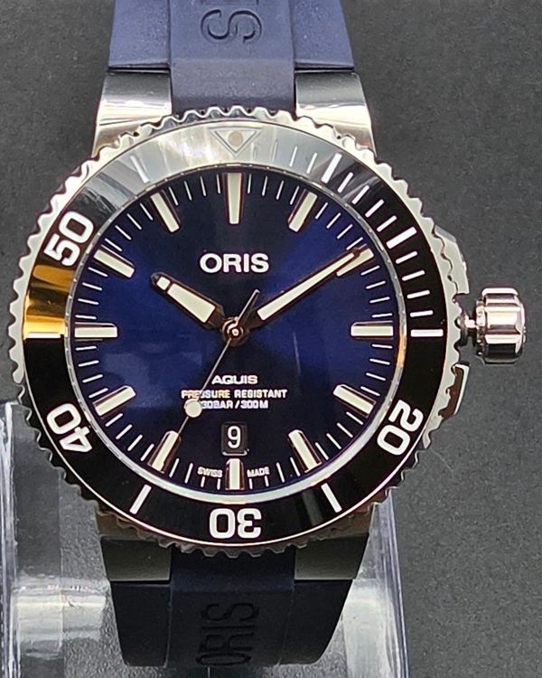 Oris Aquis Date 43.5MM Blue Dial Rubber Strap (01 733 7730 4135)