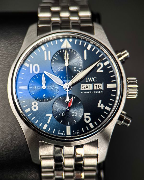 2021 IWC Schaffhausen Pilot Chronograph 41MM Blue Dial Steel Bracelet (IW388102)