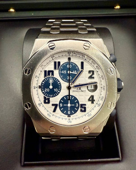 Audemars Piguet Royal Oak Offshore Chronograph 42MM White Dial Steel Bracelet (26170ST.OO.1000ST.08)