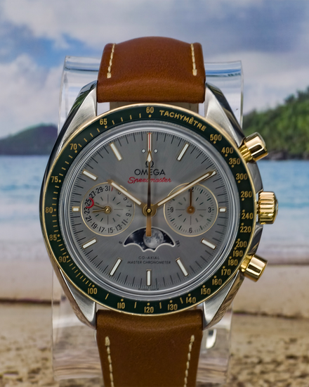 2023 Omega Speedmaster Moonphase 44.25MM Grey Dial Leather Strap (304.23.44.52.06.001)
