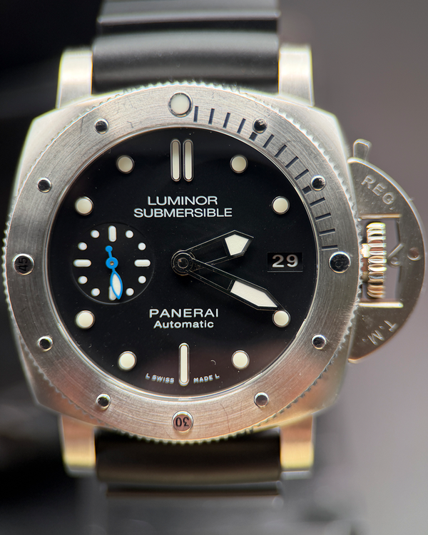 Panerai Submersible (PAM00682)