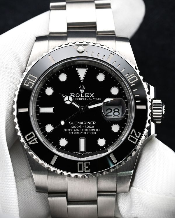 Rolex Submariner Date 40MM Black Dial Oyster Bracelet (116610LN)