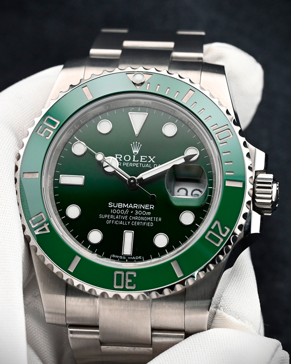 Rolex Submariner Date "Hulk" 40MM Green Dial Oyster Bracelet (116610LV)