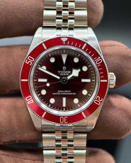 2025 Tudor Black Bay 58' 39MM Red "Burgundy" Dial Steel Bracelet (7939A1A0RU)