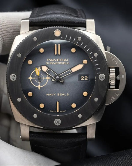 2024 Panerai Submersible"Navy SEALs" 47MM Grey Dial Leather Strap (PAM01669)