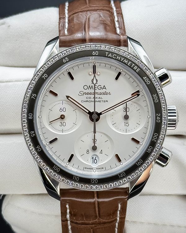 No Reserve - 2018 Omega Speedmaster 38MM Silver Dial Leather Strap (324.38.38.50.02.001)