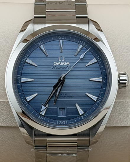 No Reserve - 2026 Omega Seamaster Aqua Terra 150M "Summer Blue" 41MM Blue Dial Steel Bracelet (220.10.41.21.03.005)
