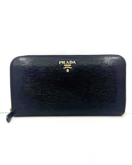 Prada Wallet Vitello Move Continental Wallet 4.25 x 8 x 1IN Black Leather Gold-Tone Hardware (1ML506)