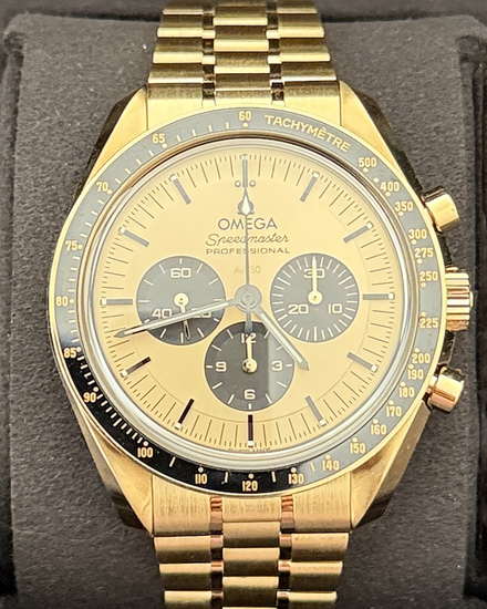 2025 Omega Speedmaster Professional Moonwatch 42MM Champagne Dial Yellow Gold Bracelet (310.60.42.50.99.002)