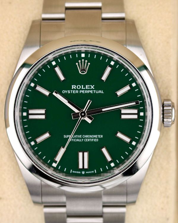 No Reserve - 2026 Rolex Oyster Perpetual 41MM Green Dial Oyster Bracelet (134300)