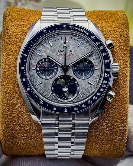 2025 Omega Speedmaster Moonphase 43MM Meteorite Dial Steel Bracelet (304.30.43.52.06.001)