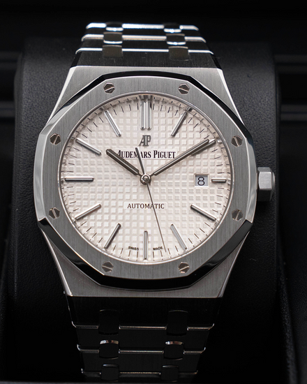 2015 Audemars Piguet Royal Oak 41MM Silver Dial Steel Bracelet (15400ST.OO.1220ST.02)