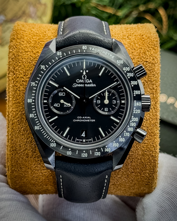 2022 Omega Speedmaster Dark Side of the Moon "Pitch Black" 44.25MM Black Dial Leather Strap (311.92.44.51.01.004)
