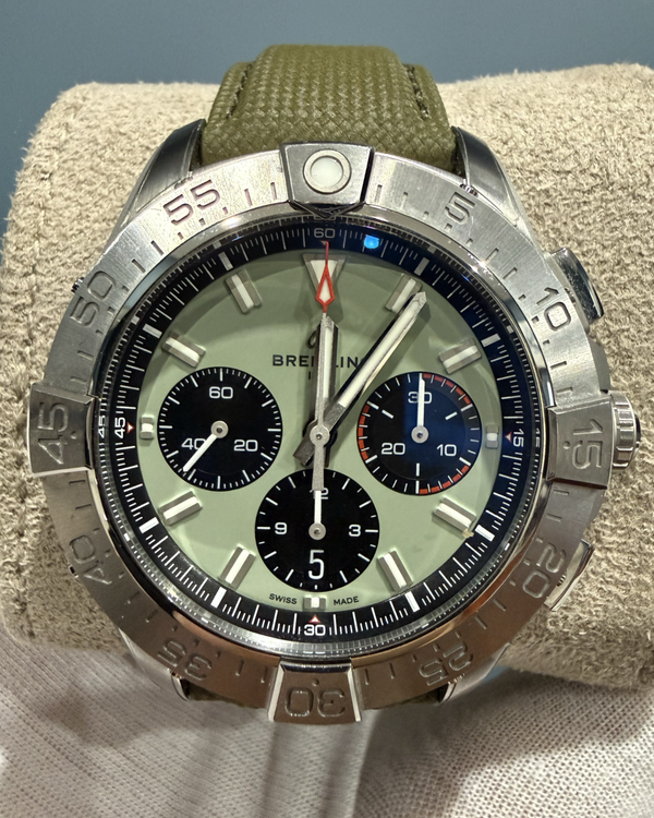 2026 Breitling Avenger B01 Chronograph 44MM Green Dial Textile Strap (AB0147)