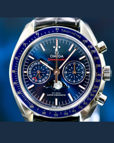 No Reserve - 2025 Omega Speedmaster Moonphase 44.25MM Blue Dial Leather Strap (304.33.44.52.03.001)