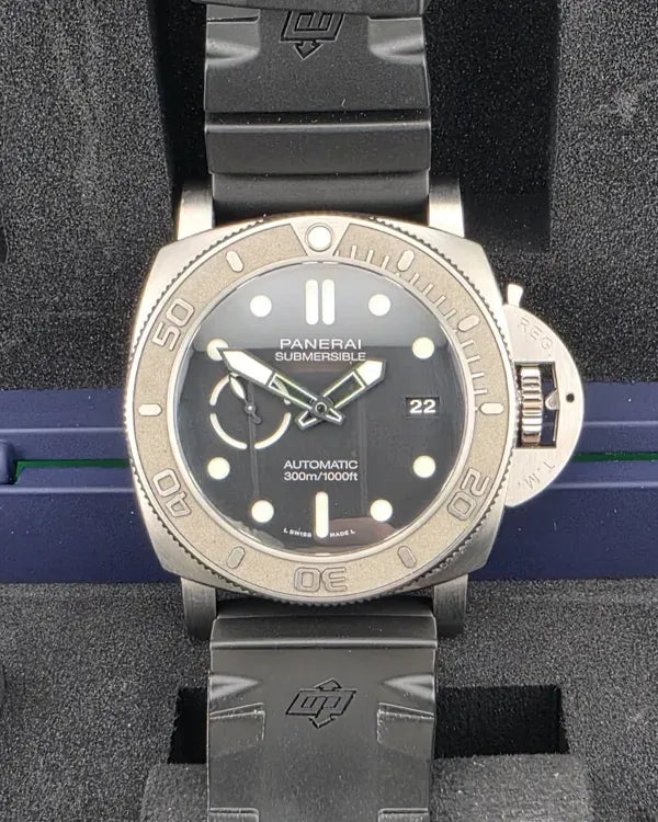Panerai Submersible (PAM00984)