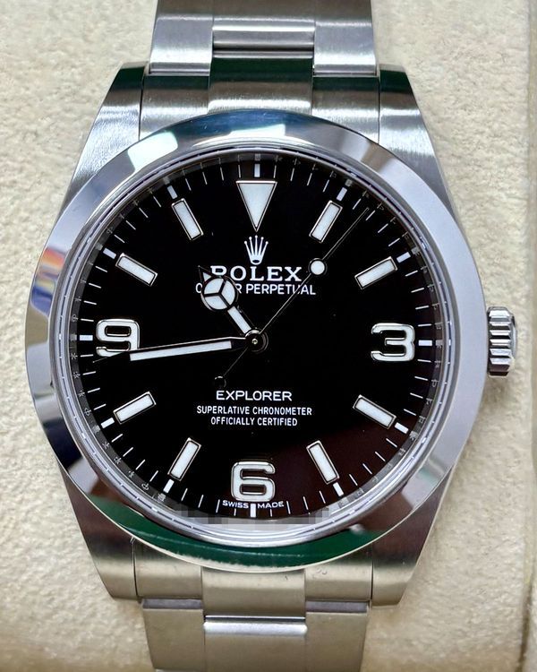 Rolex Explorer (214270)