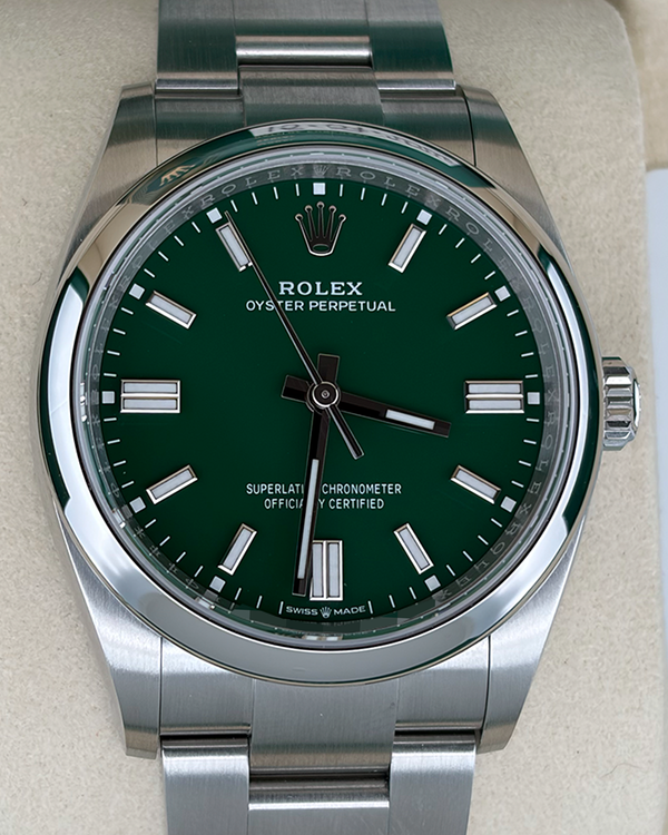Rolex Oyster Perpetual (126000)