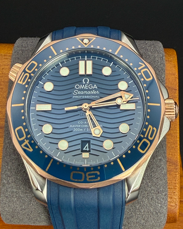 2024 Omega Seamaster Diver 300M 42MM Blue Dial Rubber Strap (210.22.42.20.03.002)