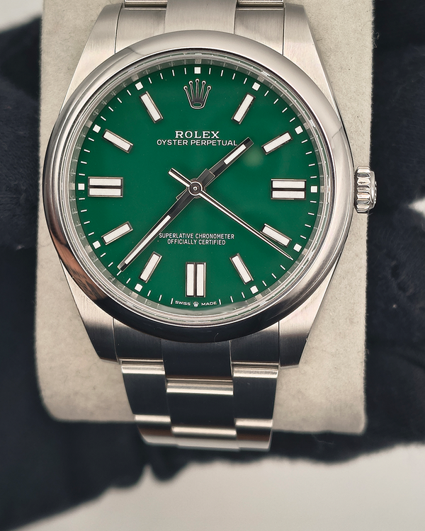 Rolex Oyster Perpetual (124300)