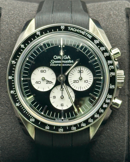 2026 Omega Speedmaster Professional Moonwatch 42MM Black Dial Rubber Strap (310.30.42.50.01.004)