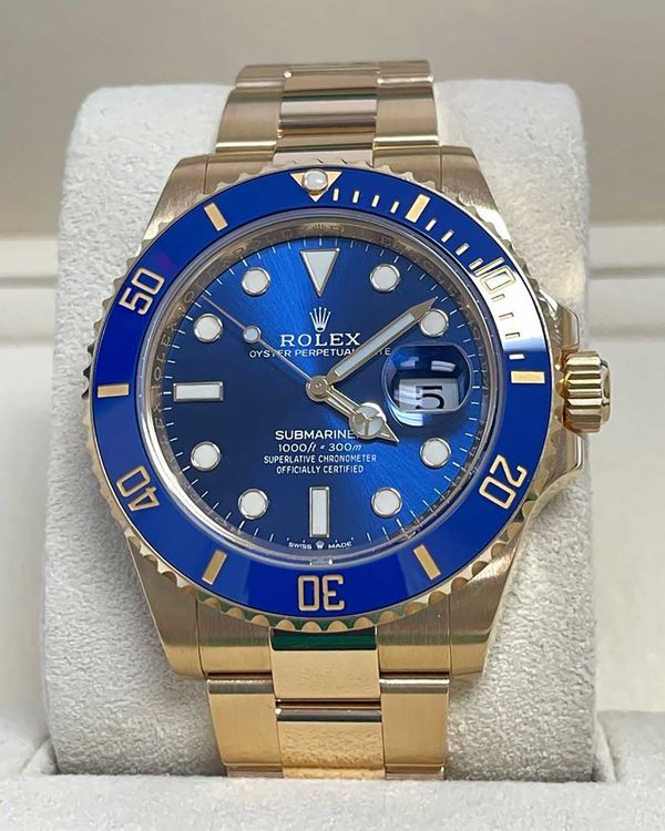 2021 Rolex Submariner Date "Bluesy" 41MM Blue Dial Yellow Gold Oyster Bracelet (126618LB)