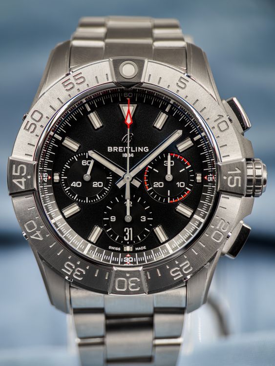 No Reserve - Breitling Avenger (AB0147101B1A1)