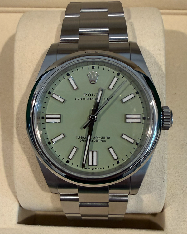 Rolex Oyster Perpetual (134300)