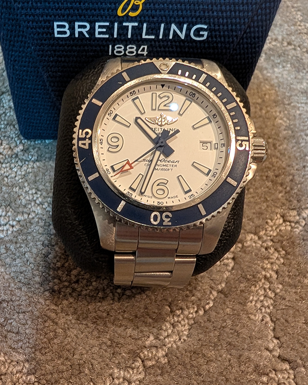 Breitling Superocean (A17366)