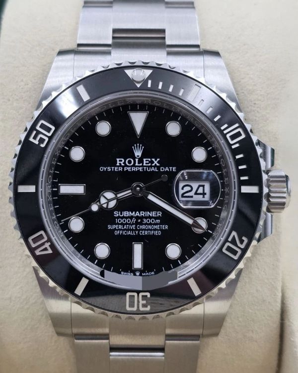 Rolex Submariner (126610LN)