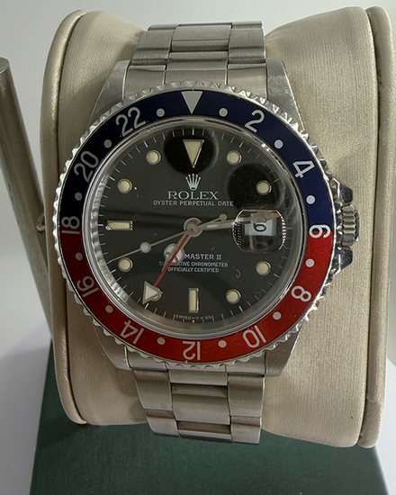 Rolex GMT-Master II "Pepsi" 40MM Black Dial Oyster Bracelet (16710)