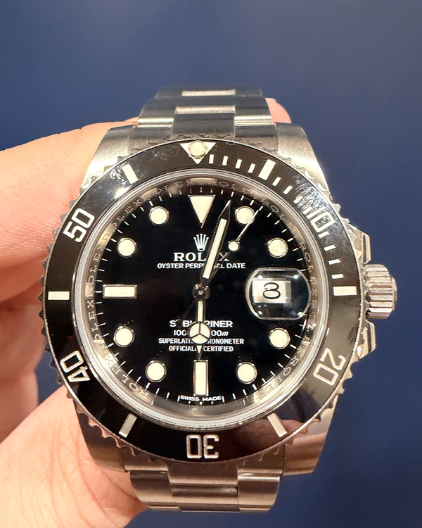 Rolex Submariner (116610LN)