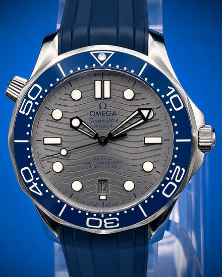 2022 Omega Seamaster Diver 300M 42MM Grey Dial Rubber Strap (210.32.42.20.06.001)