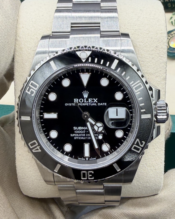 Rolex Submariner (126610LN)