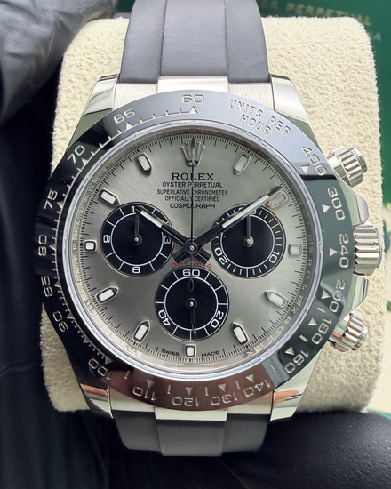 2018 Rolex Cosmograph Daytona 40MM Silver Dial Oysterflex Strap (116519LN)