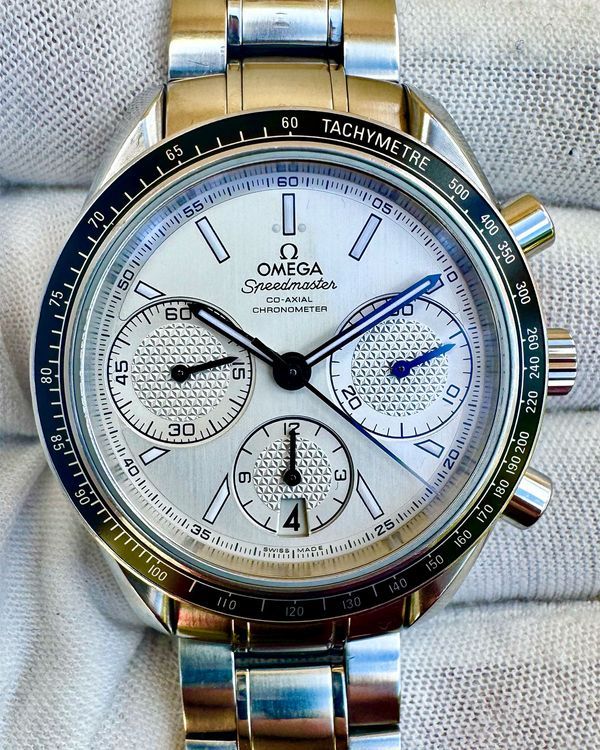 Omega Speedmaster (326.30.40.50.02.001)