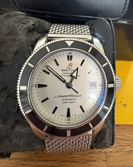 Breitling SuperOcean Heritage 42MM Silver Dial Steel Bracelet (A17321)