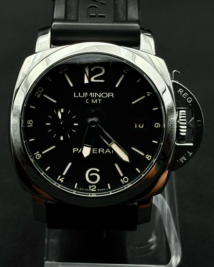 2017 Panerai Luminor 44MM Black Dial Rubber Strap (PAM00531)