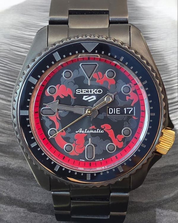 working Seiko 5 Sports (SRPH73K1)
