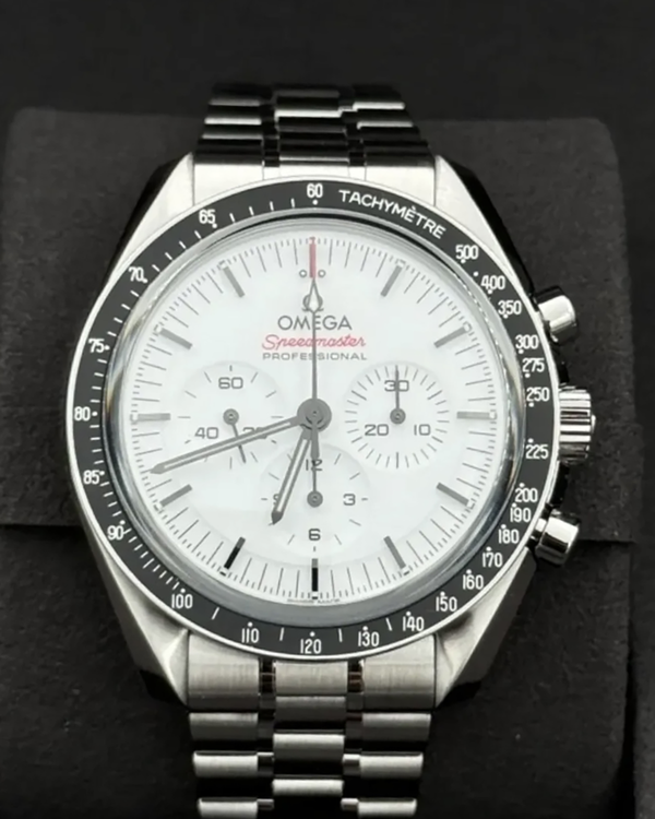 No Reserve - Omega Speedmaster Professional Moonwatch (310.30.42.50.04.001)