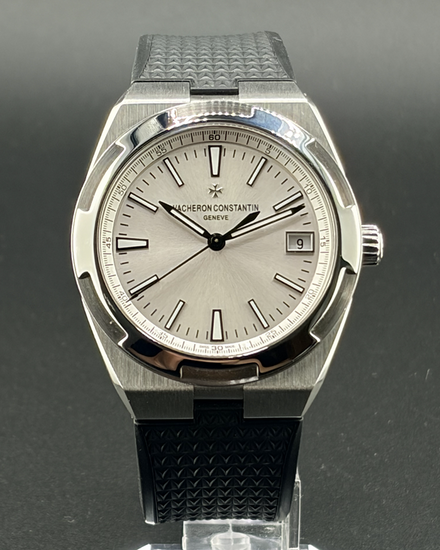 Vacheron Constantin Overseas 41MM Silver Dial Rubber Strap (4500V/110A-B126)