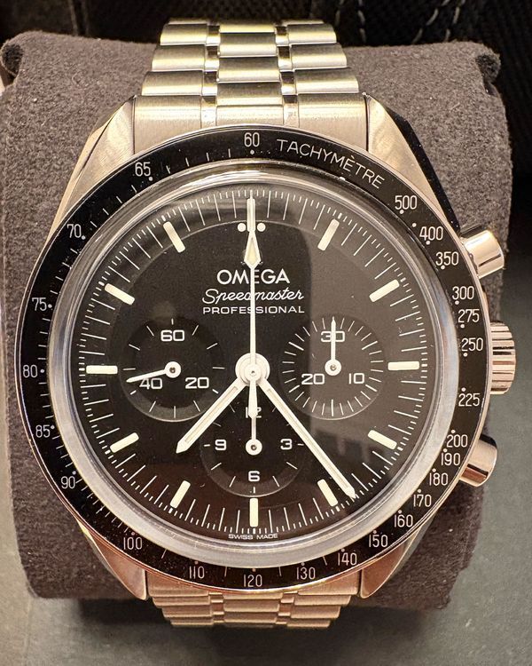 2025 Omega Speedmaster Professional Moonwatch 42MM Black Dial Steel Bracelet (310.30.42.50.01.002)
