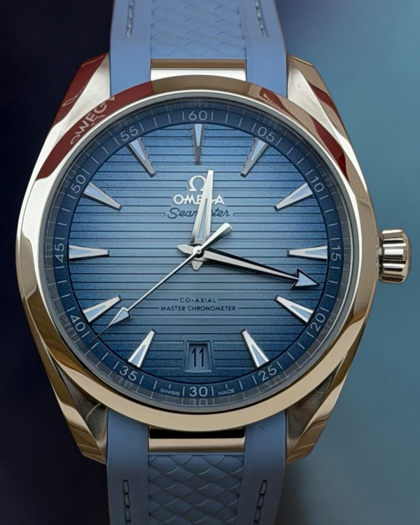 No Reserve - 2026 Omega Seamaster Aqua Terra "Summer Blue" 41MM Blue Dial Rubber Strap (220.12.41.21.003.008)