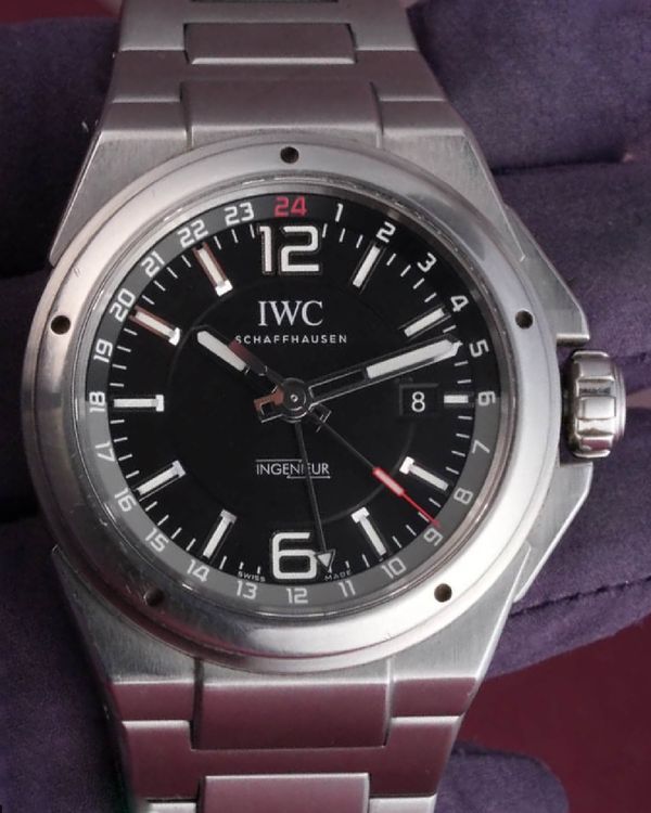 IWC Schaffhausen Ingenieur 34MM Black Dial Steel Bracelet (IW324402)