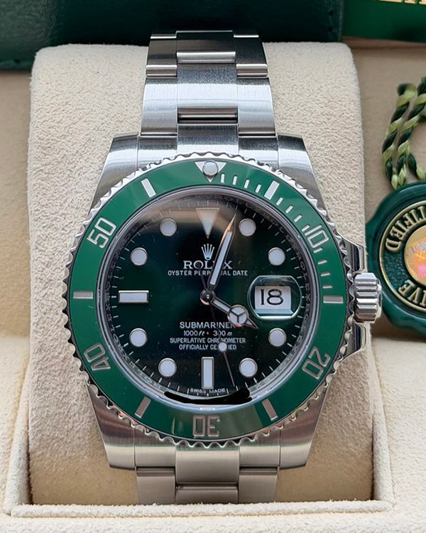 2016 Rolex Submariner Date "Hulk" 40MM Green Dial Oyster Bracelet (116610LV)