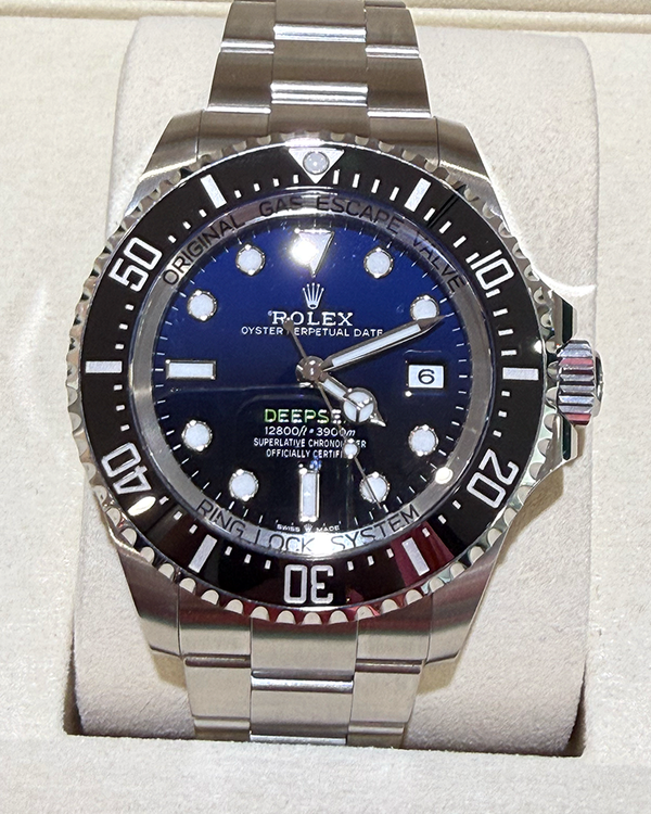 2025 Rolex Sea-Dweller Deepsea "James Cameron" 44MM Blue Dial Oyster Bracelet (136660)