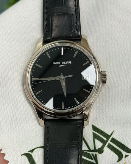 2024 Patek Philippe Calatrava 39MM Black Dial Leather Strap (5227G-001)