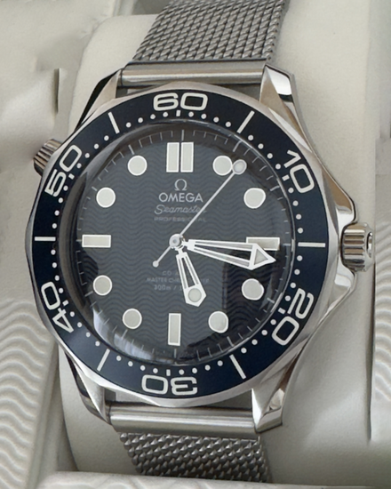 2024 Omega Seamaster Diver 300M "James Bond 60th Anniversary" 42MM Blue Dial Steel Bracelet (210.30.42.20.03.002)